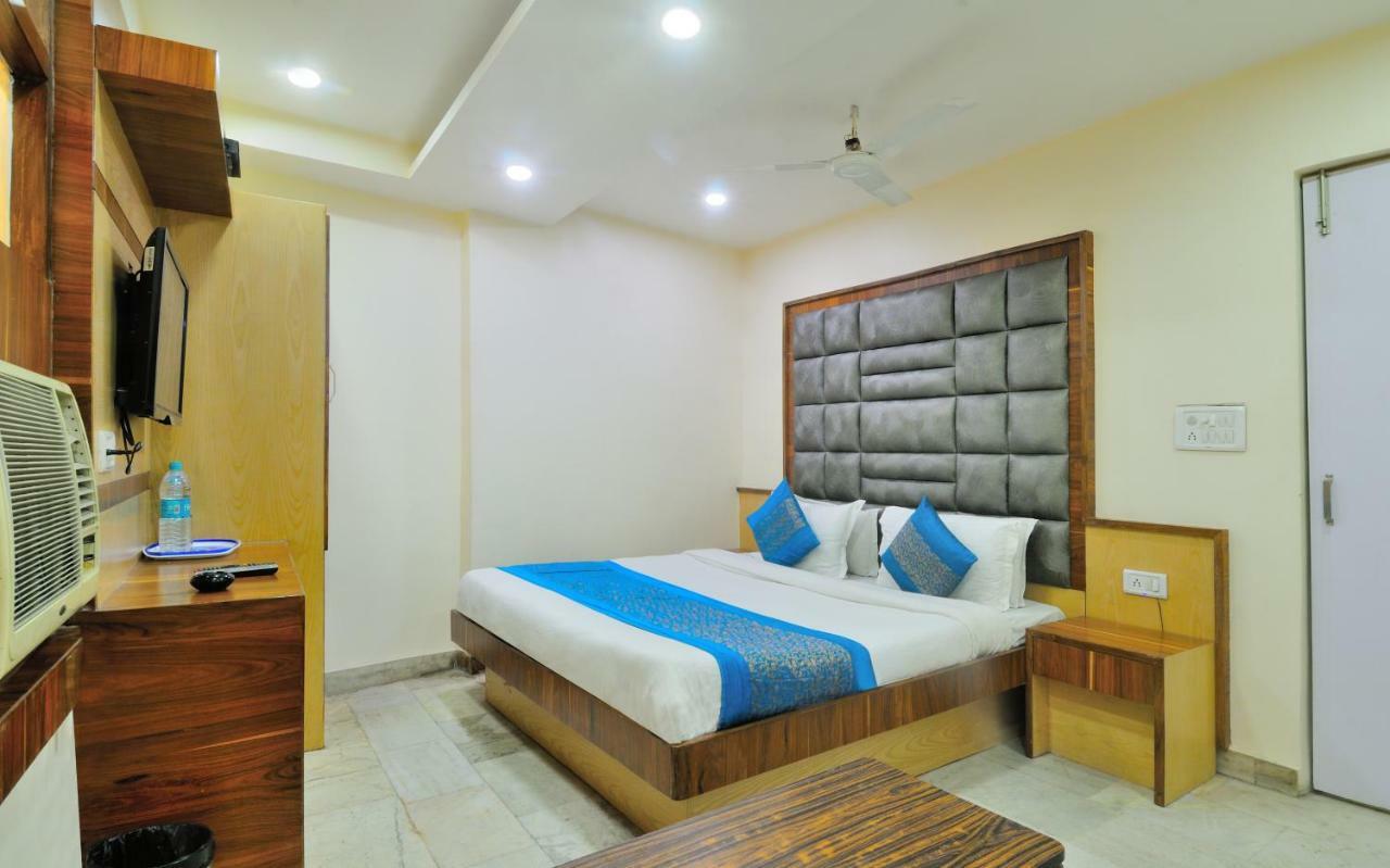 Hotel Lahorimal Deluxe Nueva Delhi Exterior foto